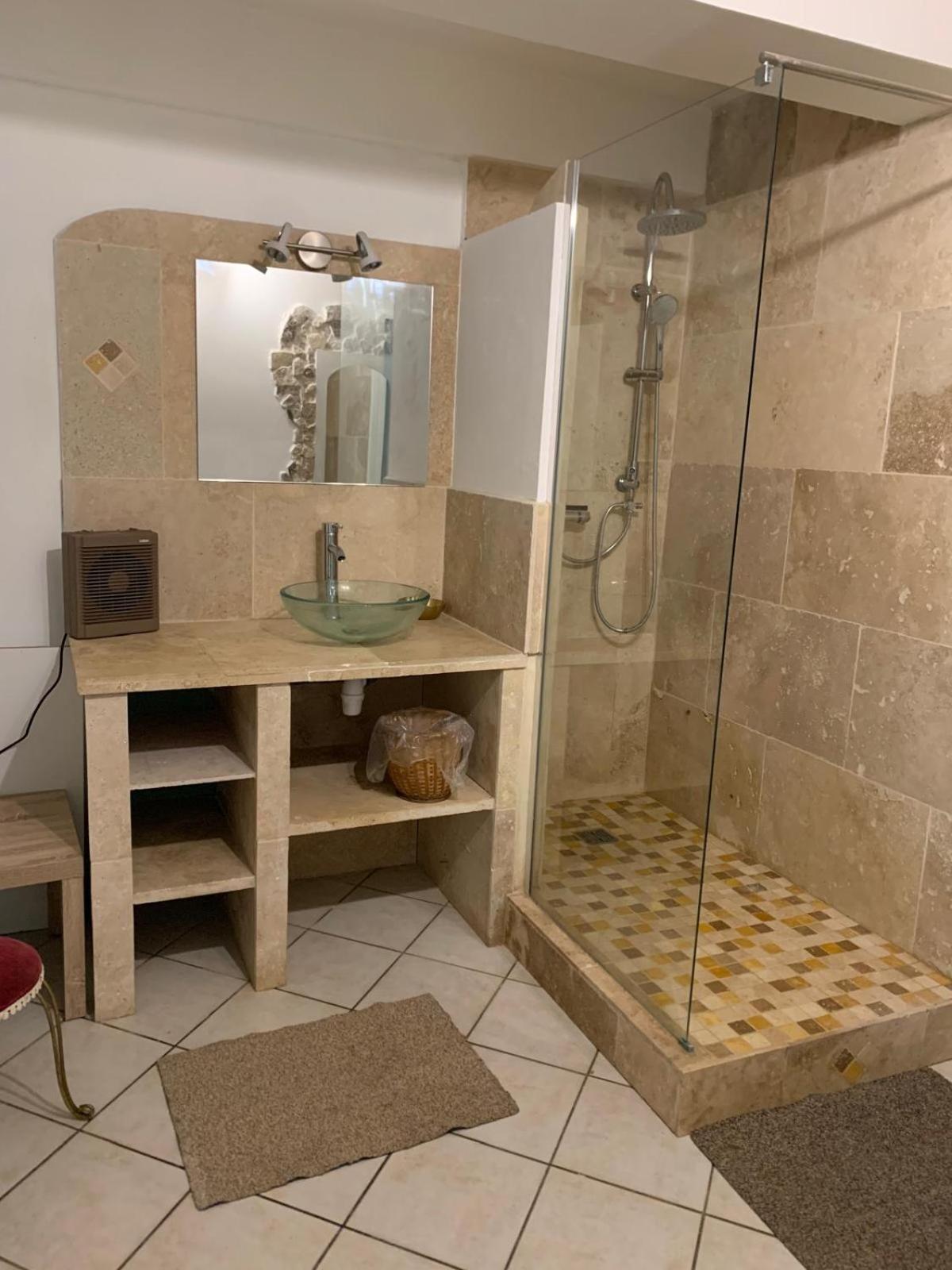 Petite Maison De Village Fontienne